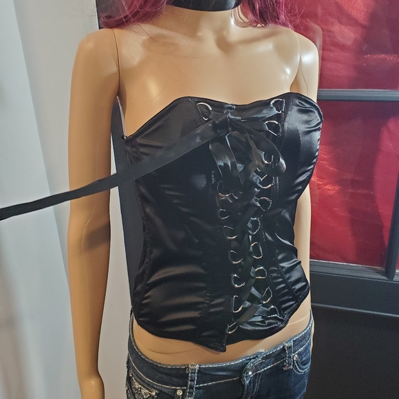 La Senza Satin Ribbon Corset - Picture 2 of 8